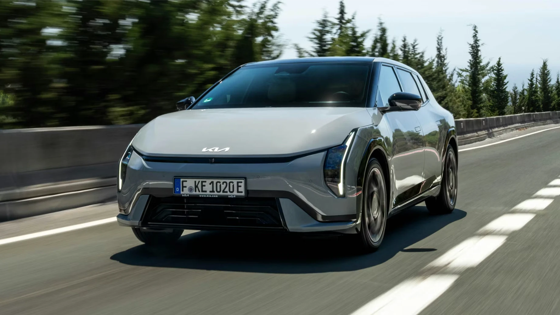Kia EV4 1