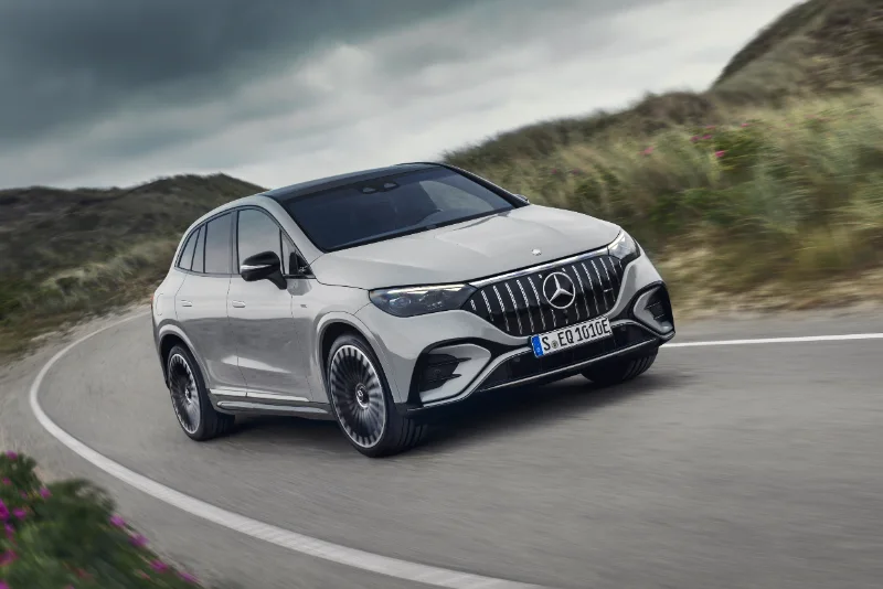 Mercedes-Benz AMG EQE SUV 1